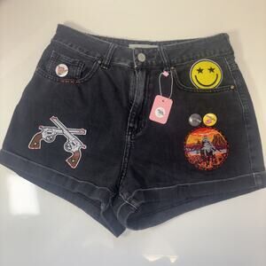 Shorts sz 4 27 denim Up Cycled Women’s Jean Handstitched Buttons Western Smileys